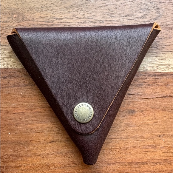 PLG - Neutral Triangles - Picture 5 of 9